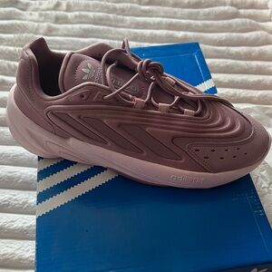 Adidas - Ozelia Sneakers - Mauve